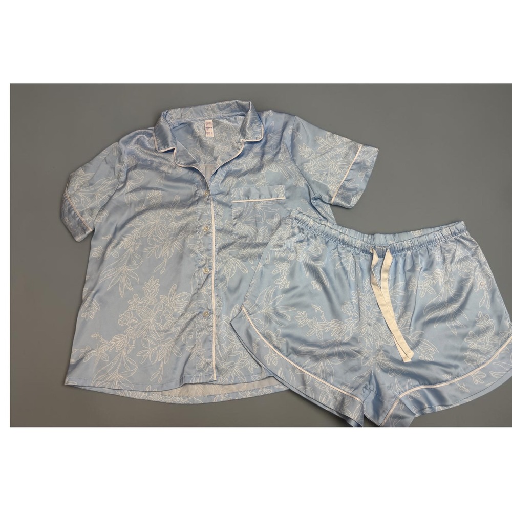 Stars Above Blue Floral Satin Pajama Set Short Sleeve Button Down Shorts M